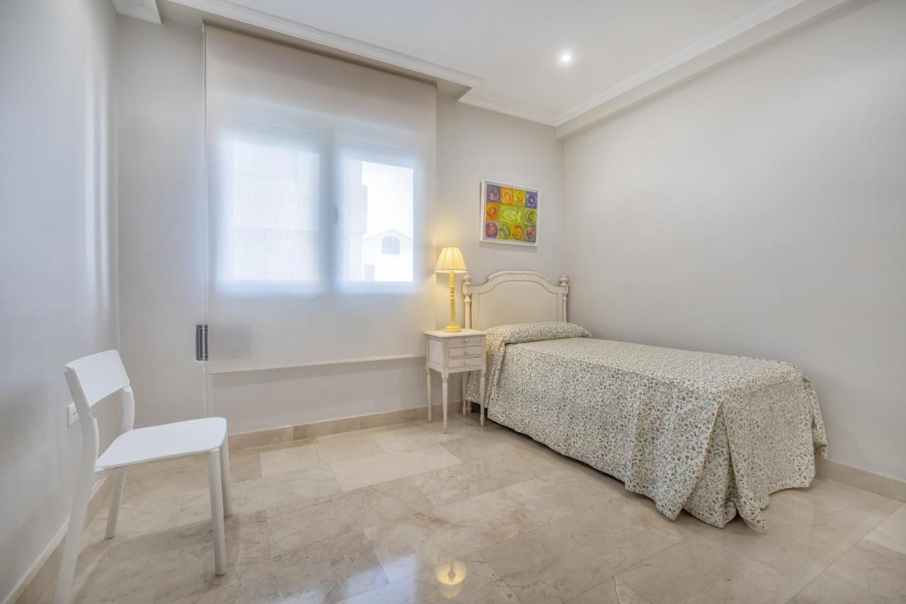 Apartamento Los Tilos & Parking & Piscina Córdoba Eksteriør billede