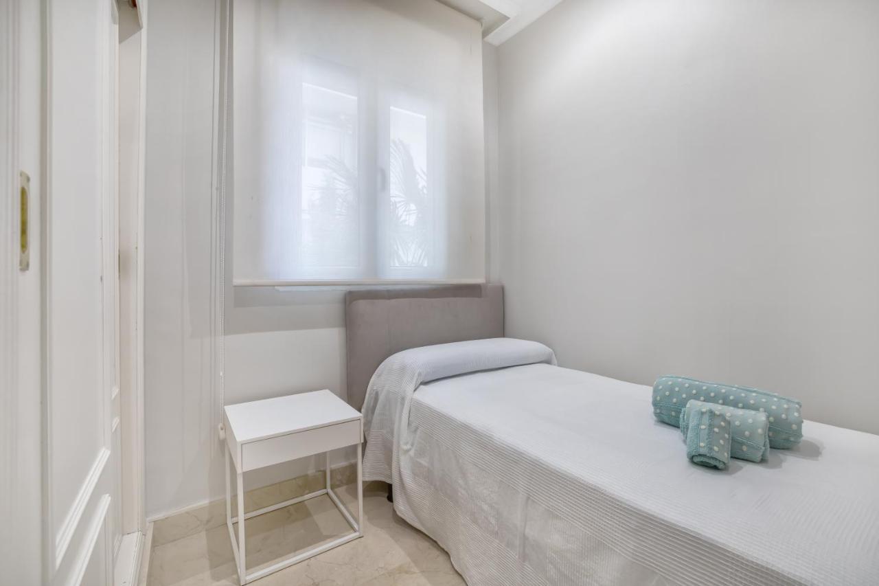 Apartamento Los Tilos & Parking & Piscina Córdoba Eksteriør billede
